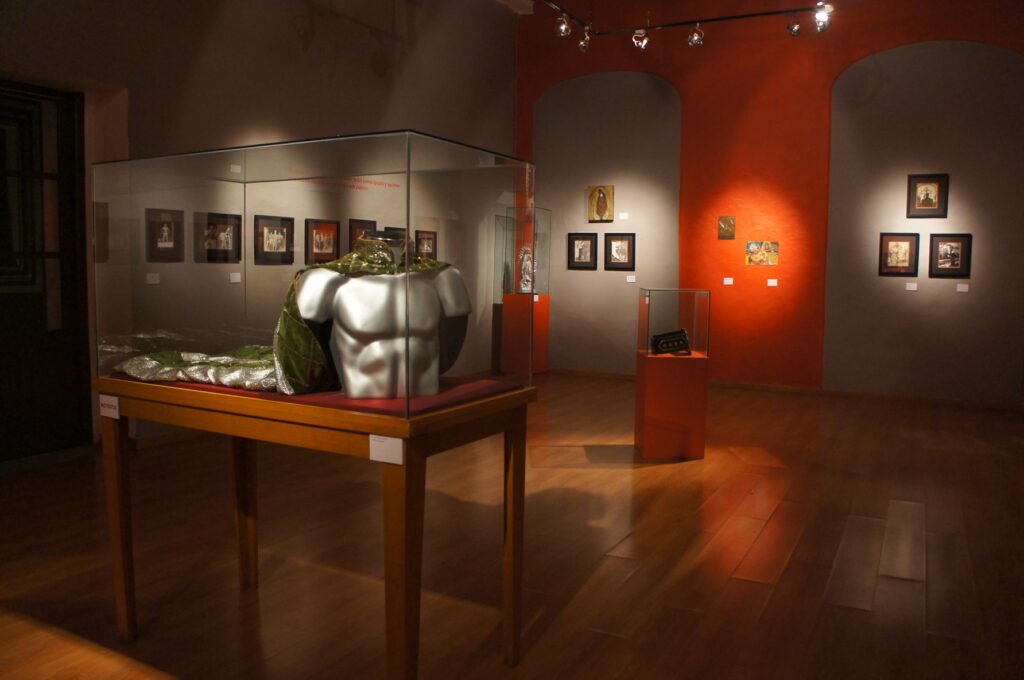 Montaje de exposición museística.